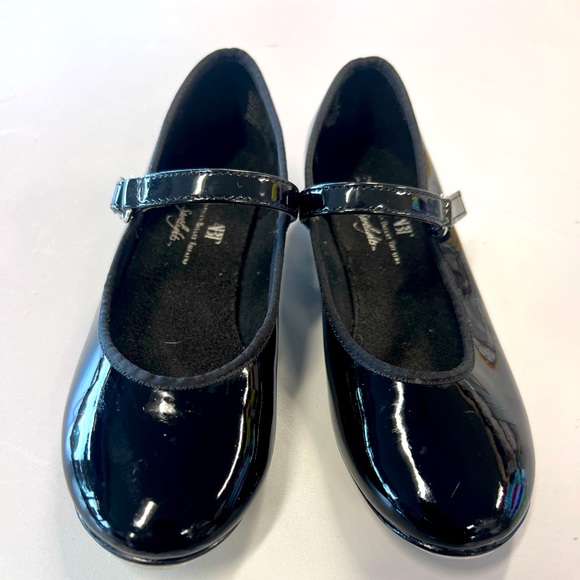 Girls Tap Shoes - Picture 1 of 2